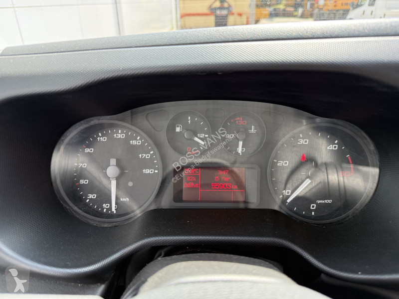Véhicule utilitaire Iveco 35C16 3.0 L4 Kipper...