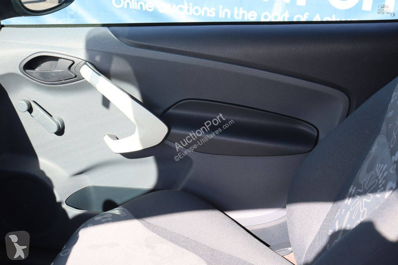 Véhicule utilitaire Ford Ka
