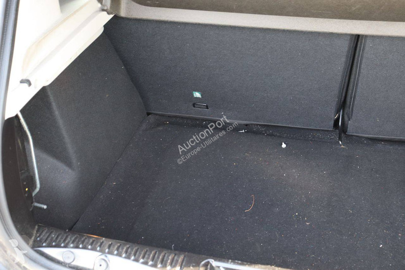 Véhicule utilitaire Dacia