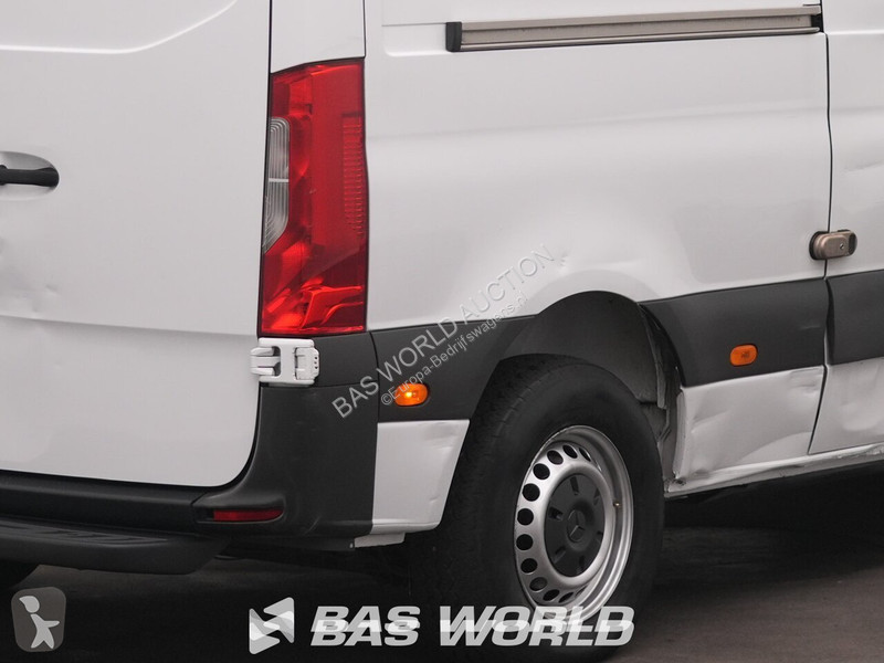 Bedrijfswagen Mercedes 312