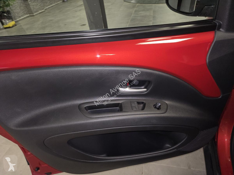 Bedrijfswagen Toyota 1.0 VVT-i 72 S-CVT Design