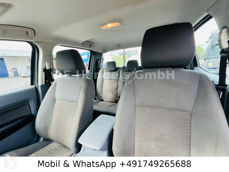 Лекотоварен автомобил Ford XL 2.2 DoKa 4x4...