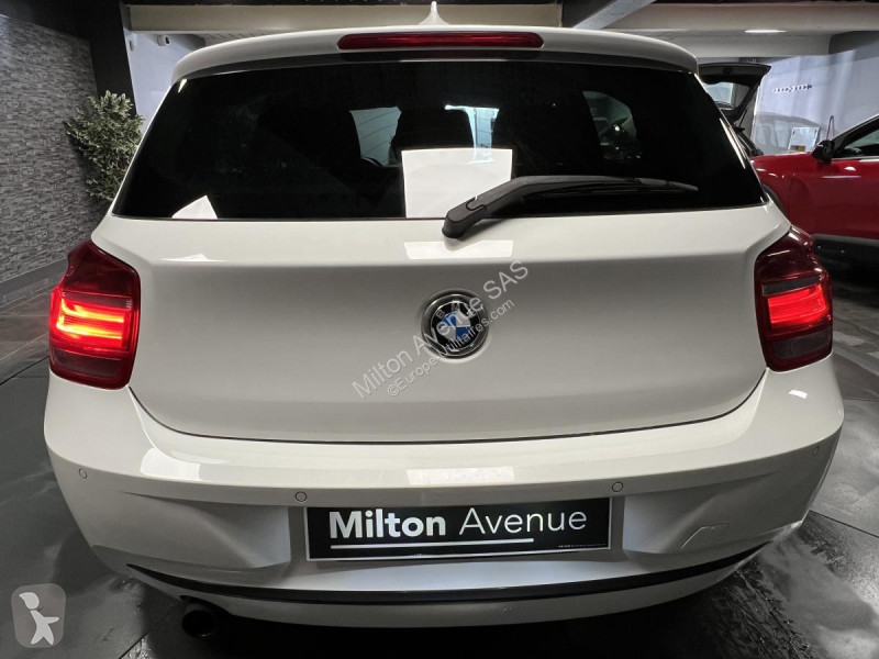 Véhicule utilitaire BMW 118i F20 Sport