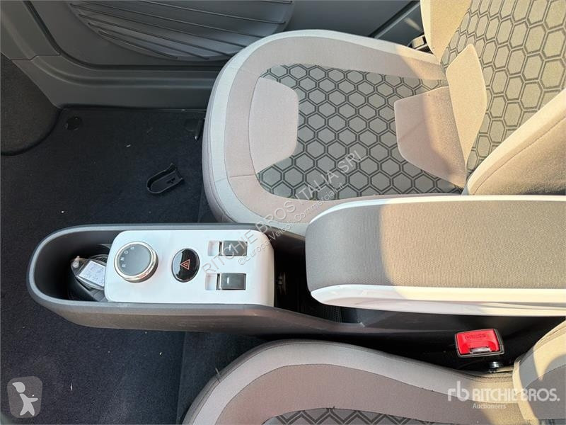 Коммерческий автомобиль  XEV Yoyo Electric...