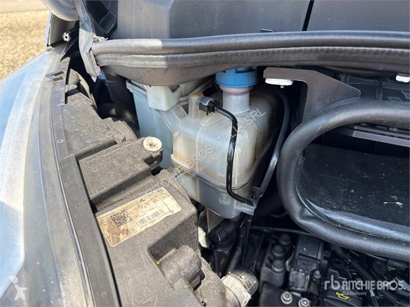 Véhicule utilitaire Opel 2.2 103 KW KA L4H2