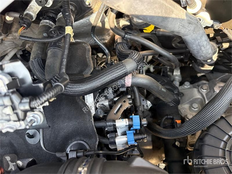 Véhicule utilitaire Opel 2.2 103 KW Mixto KA L4H2