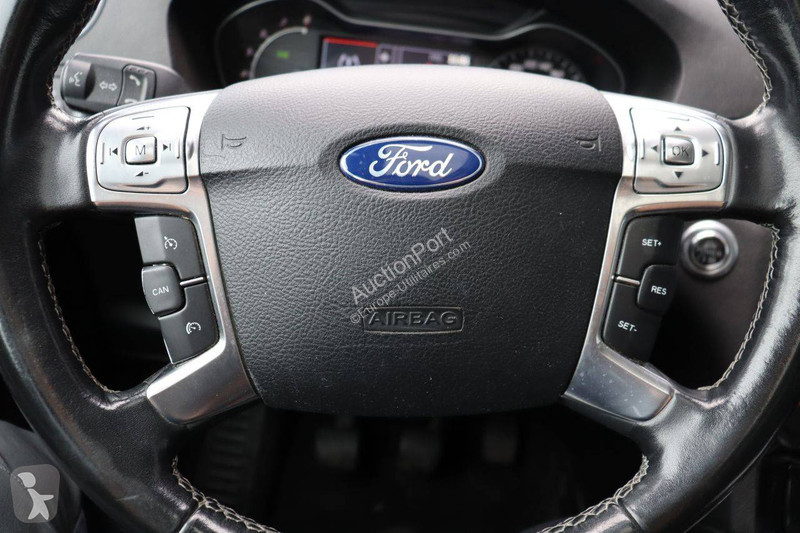 Furgoneta Ford