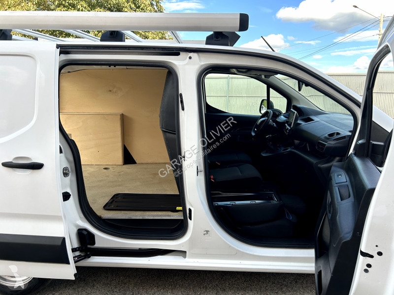Furgoneta Peugeot Standard 650KG 1.5 Bluehdi...