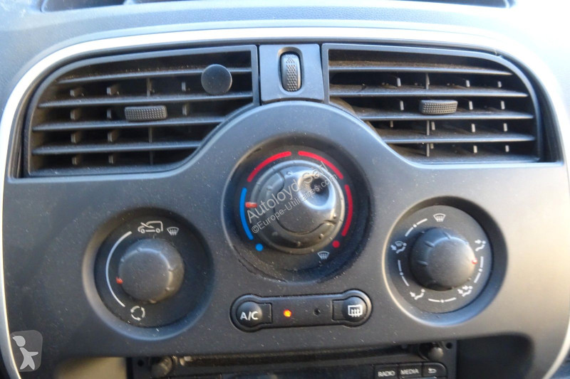 Véhicule utilitaire Renault KANGOO 1,5 DCI 95