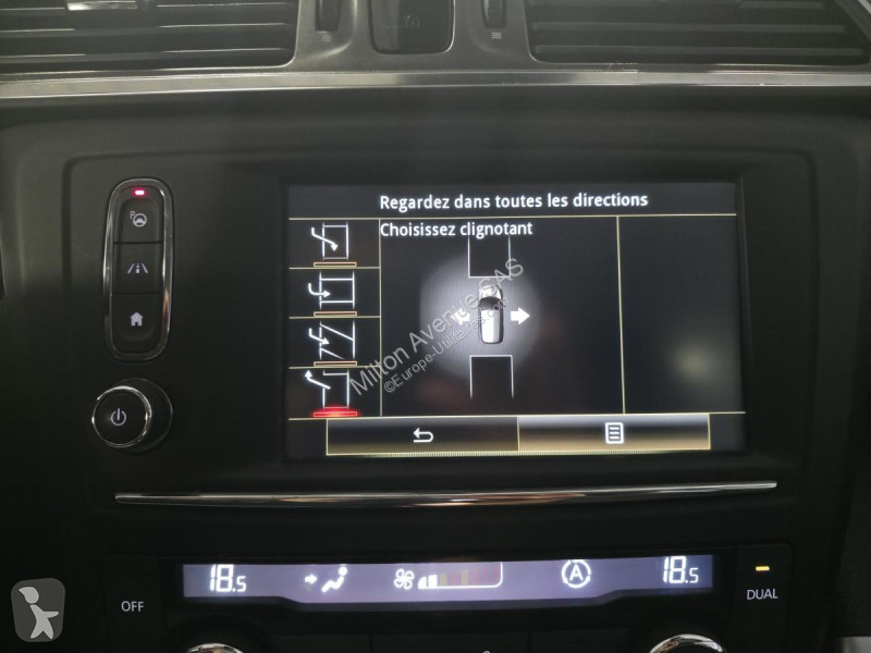 Лекотоварен автомобил Renault