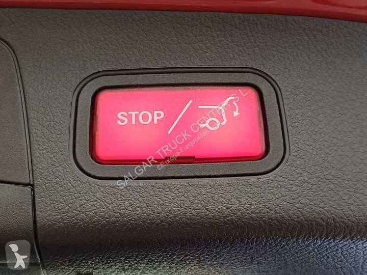 Комерційні автомобілі Mercedes
