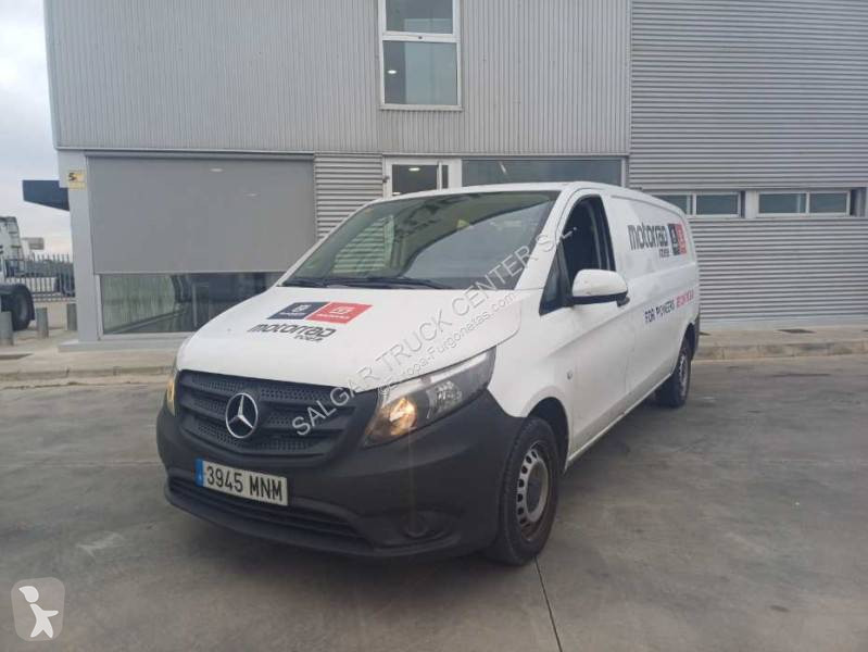 Furgoneta Mercedes