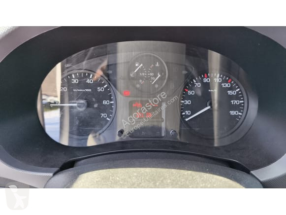 Лекотоварен автомобил Peugeot PARTNER