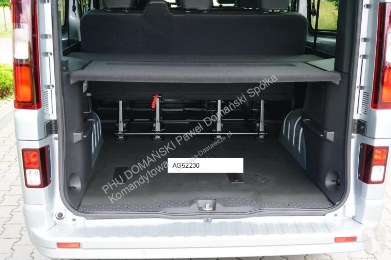 Furgoneta Renault TRAFIC / 9 OSOBOWY / LONG /...
