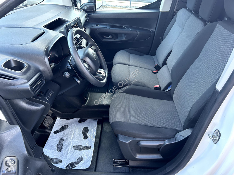 Лекотоварен автомобил Citroën XL 950KG 1.5...