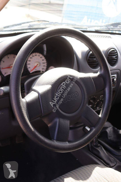 Furgoneta Jeep  LIBERTY SPORT
