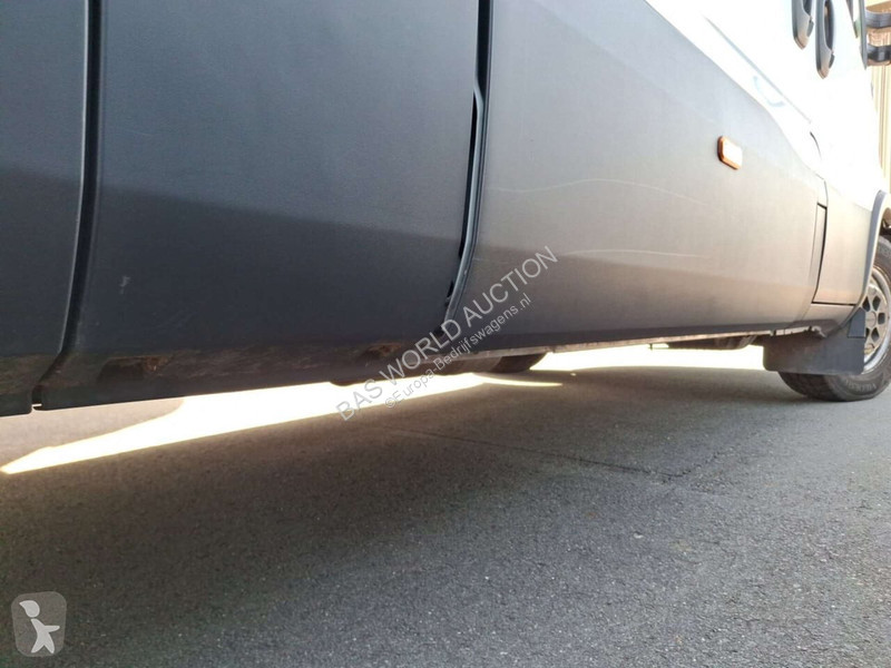 Furgoneta Iveco 3.0D 352L DC 6P. H2 AUT/ECC
