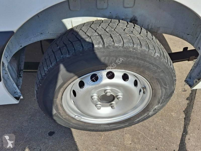 Furgoneta Renault 2.3 DCI 145