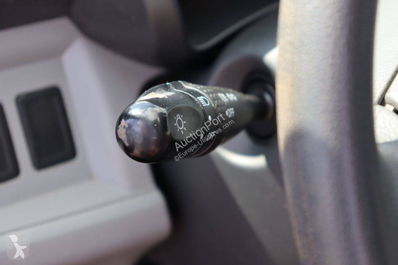 Haszongépjármű Nissan