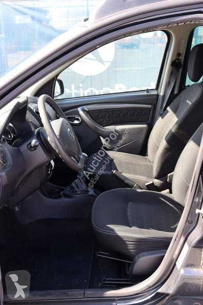 Haszongépjármű Dacia