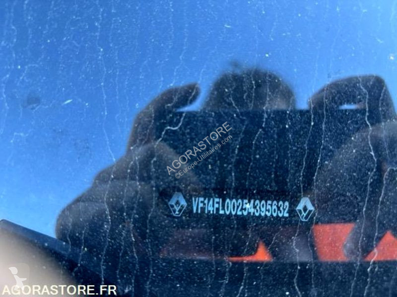 Veículo utilitário Renault TRAFIC