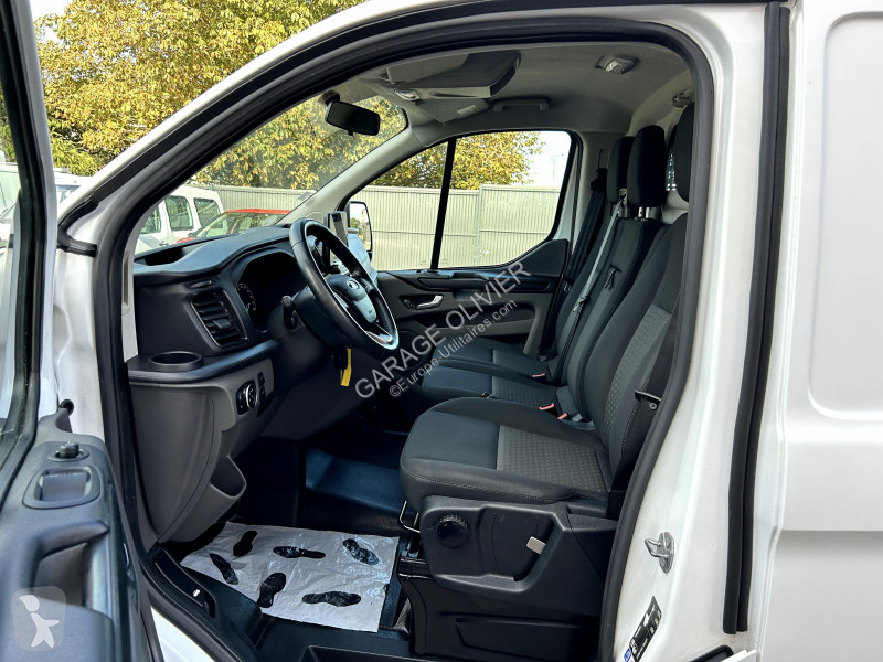 Véhicule utilitaire Ford 300 L1H1 2.0 Ecoblue...