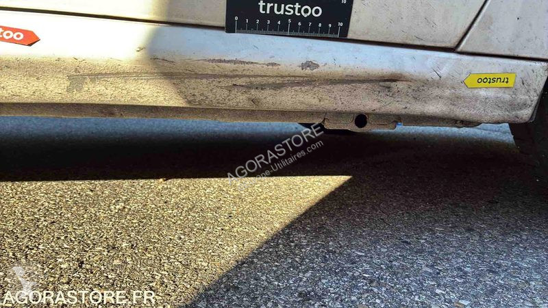 Véhicule utilitaire Peugeot 208