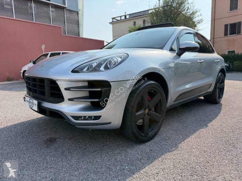 Véhicule utilitaire Porsche