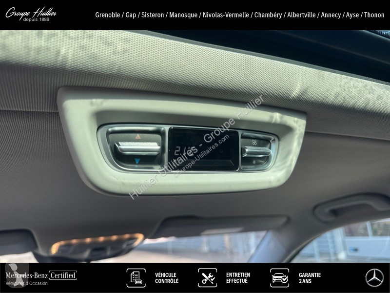 Véhicule utilitaire Mercedes 300 d 4MATIC...