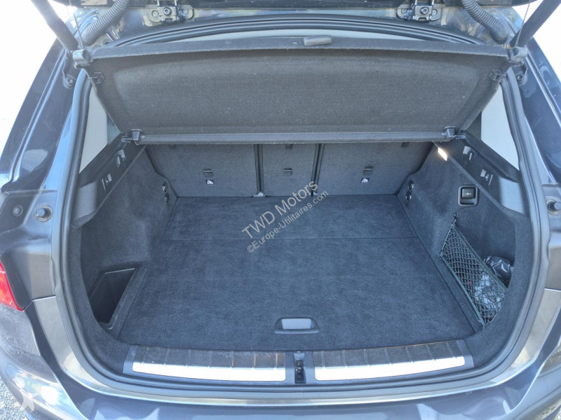 Véhicule utilitaire BMW