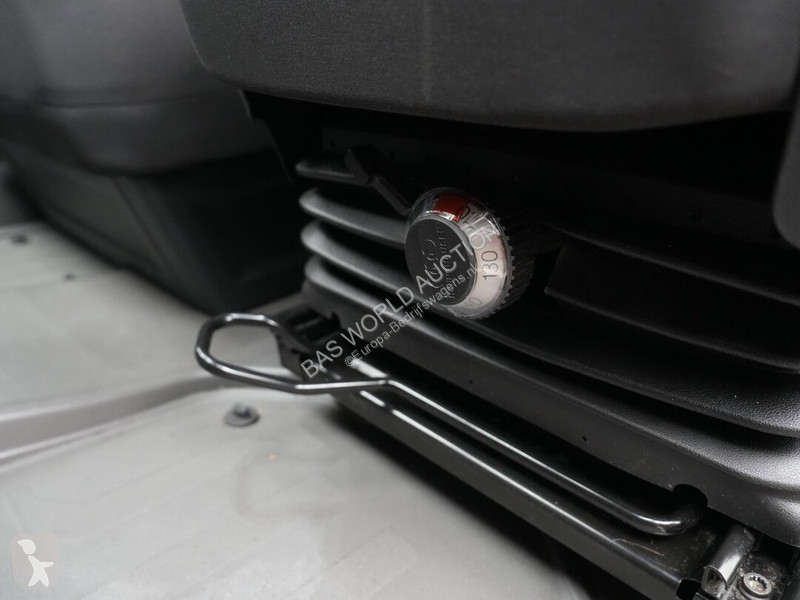 Véhicule utilitaire Volkswagen 102pk