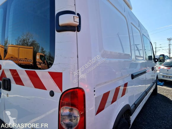 Véhicule utilitaire