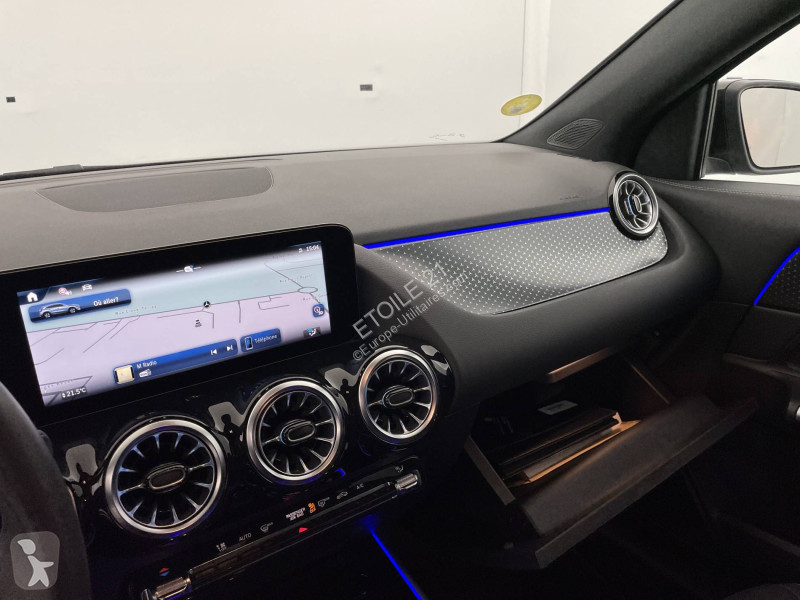 Veicolo commerciale Mercedes GLA 200 d 8G-DCT