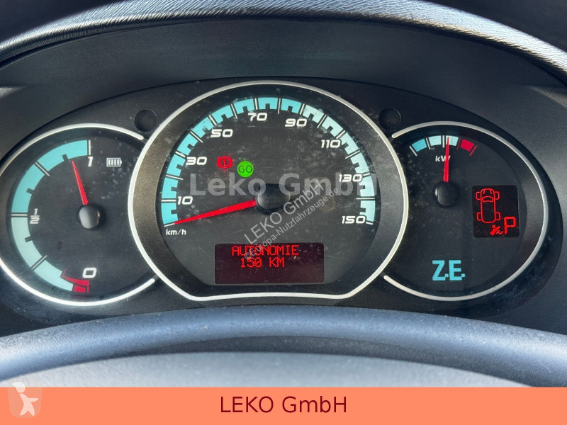 Коммерческий автомобиль Renault KANGOO EXPRESS...