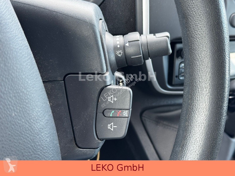 Коммерческий автомобиль Renault KANGOO EXPRESS...