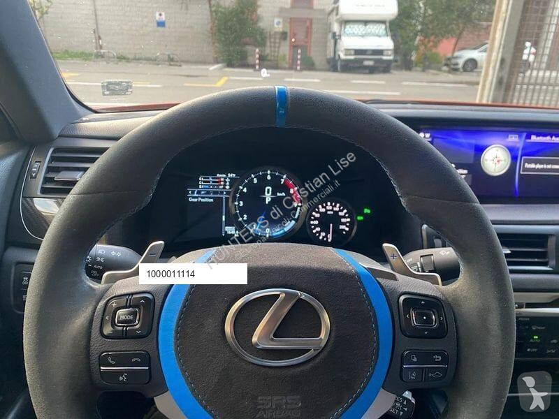 Autoutilitară Lexus GS