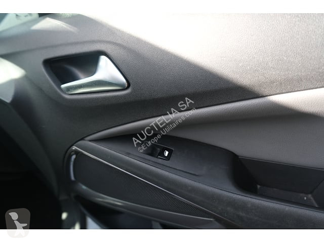 Véhicule utilitaire Opel