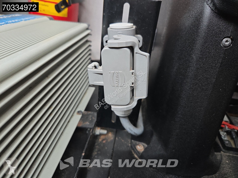 Véhicule utilitaire Iveco 70C18 ITV 09-2027 -...