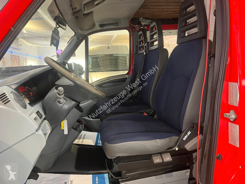 Véhicule utilitaire Iveco...