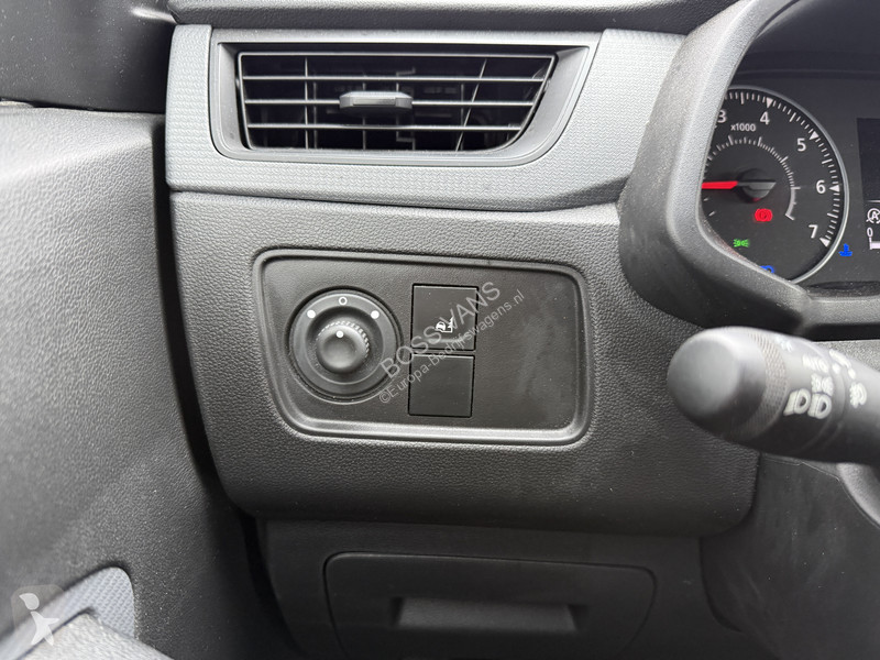 Véhicule utilitaire Renault Grand Comfort 1.3...