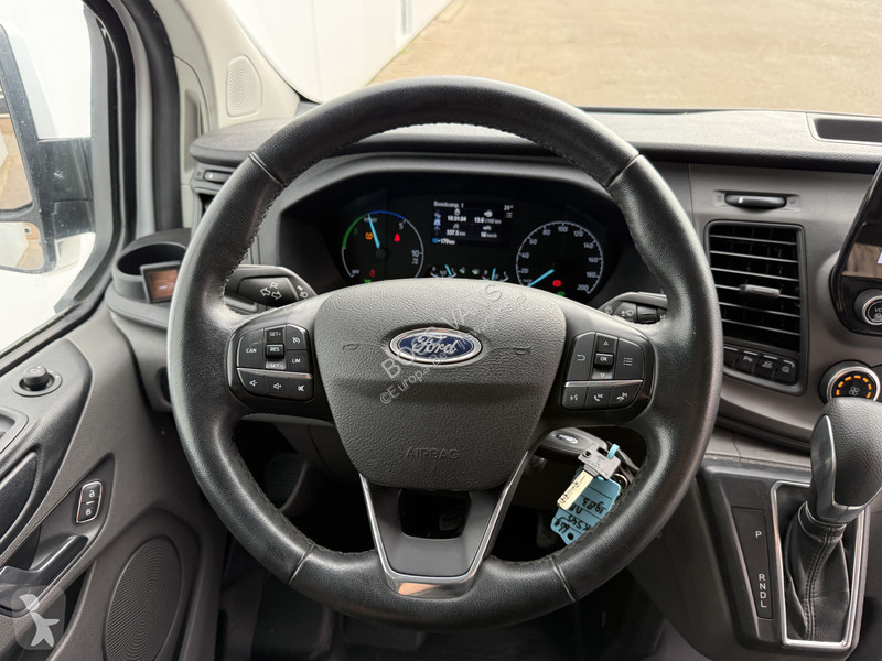 Véhicule utilitaire Ford 340 1.0 PHEV 120PK...
