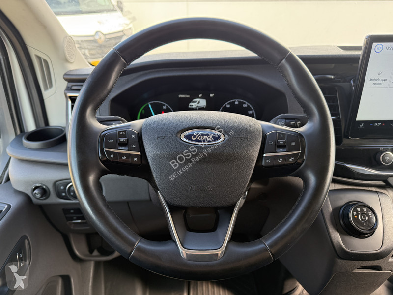 Véhicule utilitaire Ford e 68kWh 184PK E-