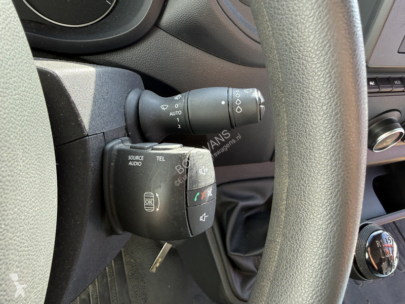 Véhicule utilitaire Renault 2.3DCi 135PK
