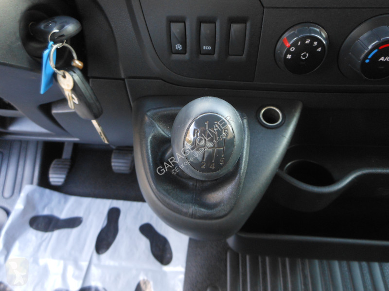 Užitkové vozidlo Renault Benne Double Cabine...