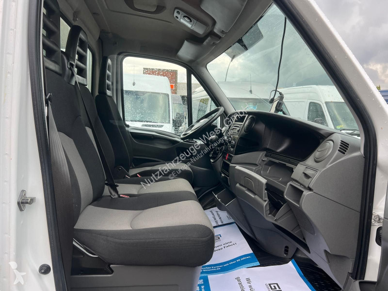 Véhicule utilitaire Iveco 35S15 Koffer...