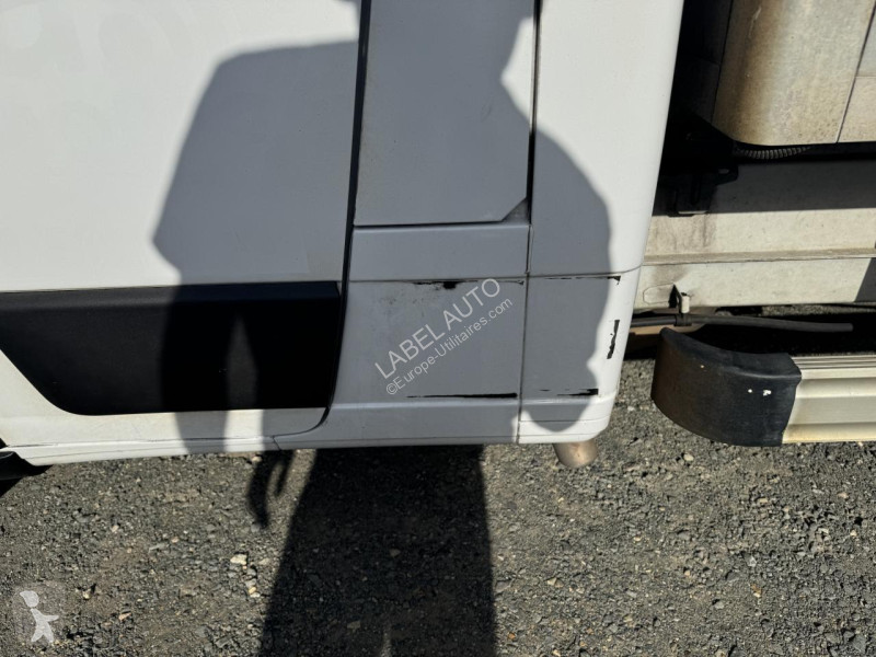 Fiat DUCATO CAISSE 20M3 + HAYON 3T5 MAXI 2.2...