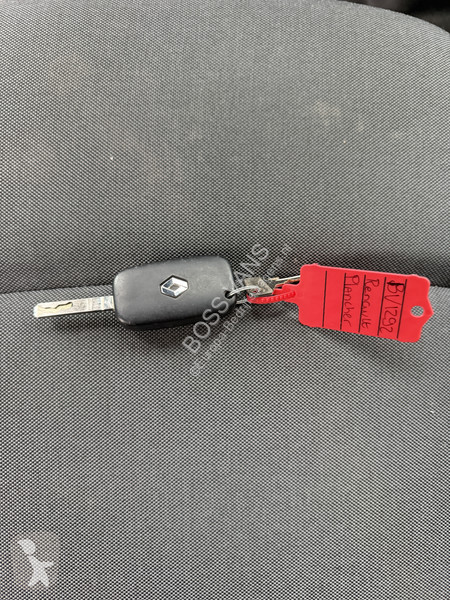Užitkové vozidlo Renault Plancher 2.3 DCI 145PK...