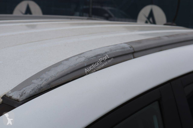 KIA  van