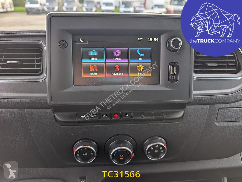 Renault 2.3 DCI KOFFER MET LAADBRUG van