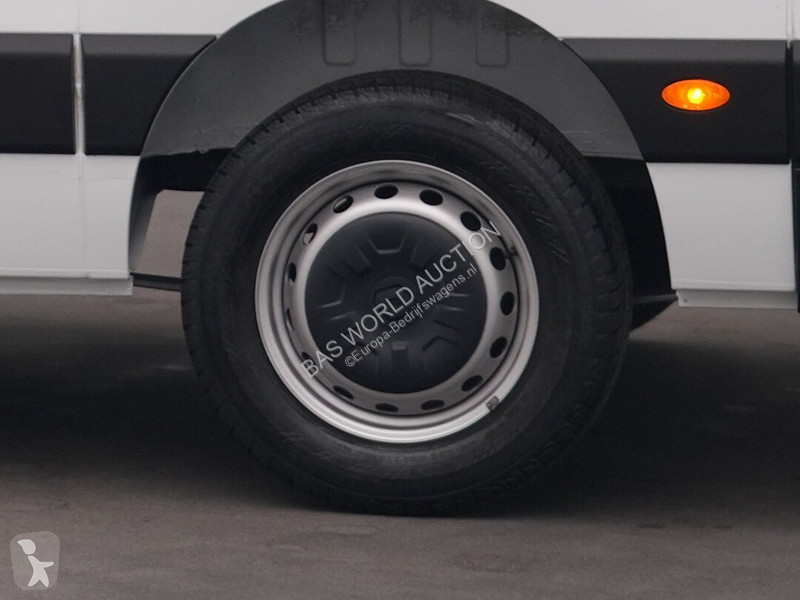 Furgoneta Renault 135PK